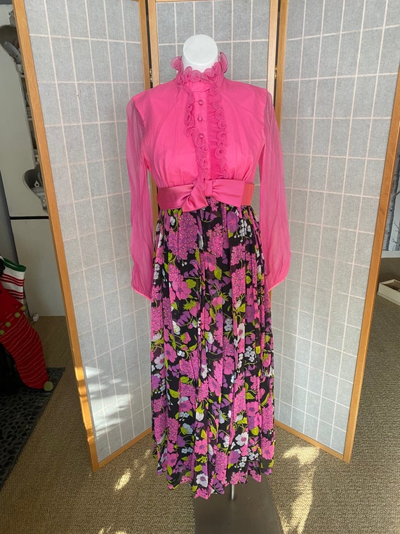 Vintage 1970’s hot pink floral maxi dress