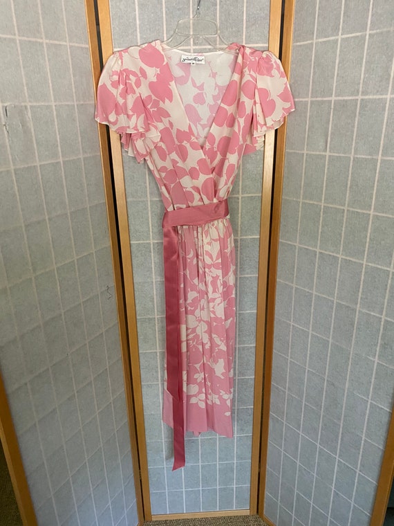 Vintage 1980’s Gentillesse pink and white floral s