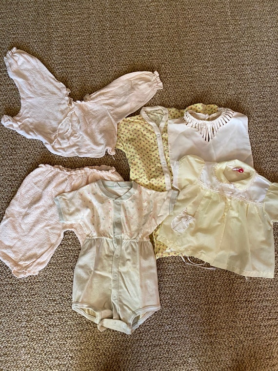 Vintage 1950’s lot of baby onesie, dress, top, te… - image 1
