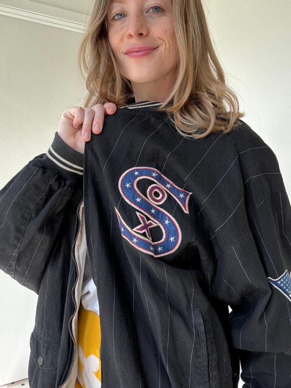 Vintage 1990s Black and White Pinstripe Chicago White Sox Baseball