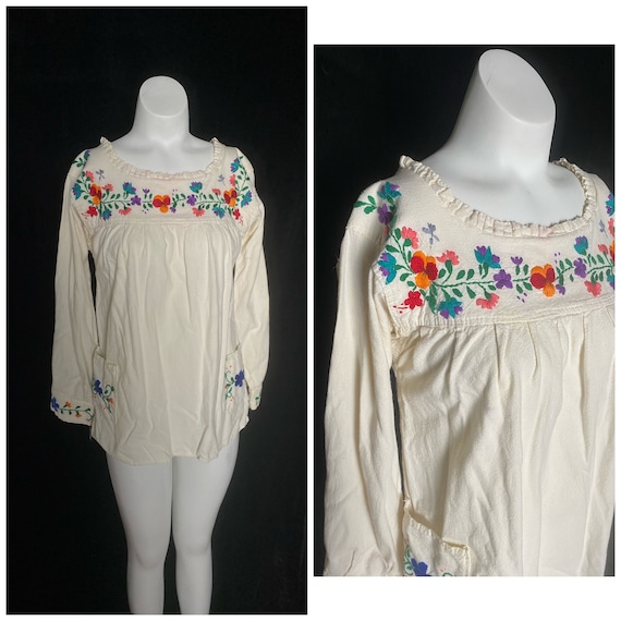 Vintage 1970’s cream cotton blouse with colorful … - image 1