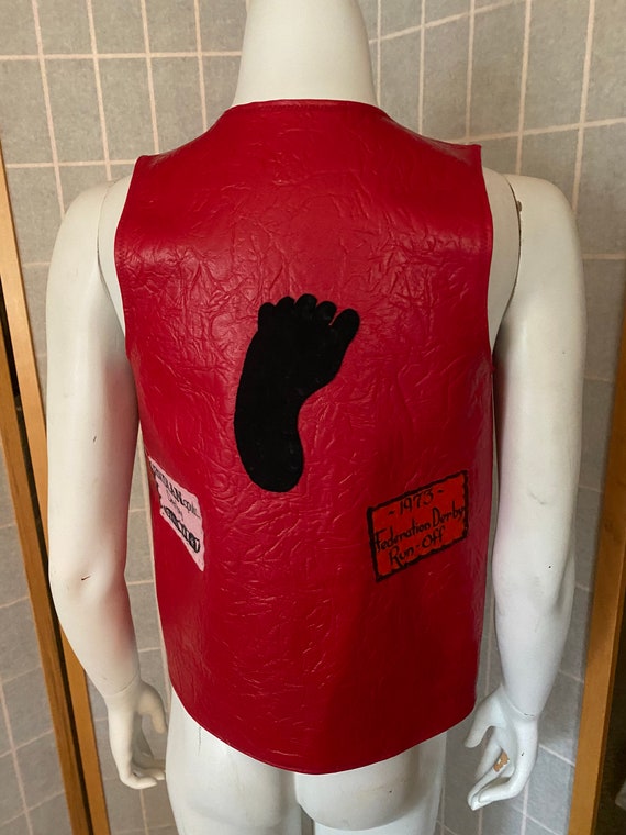 Vintage 1970’s red vinyl Derby vest - image 9