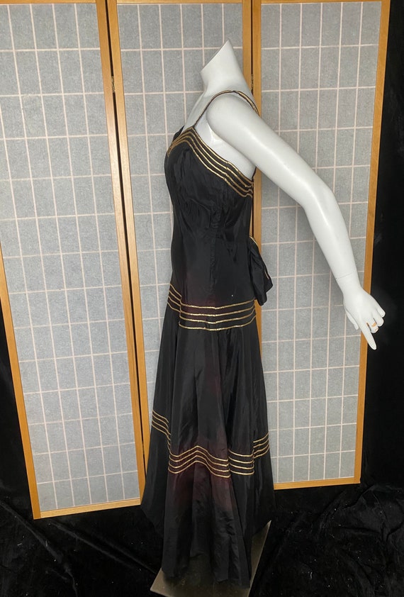 Vintage 1940’s black taffeta gown with metallic g… - image 5