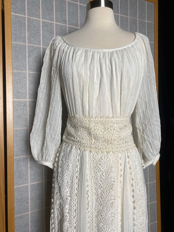 Vintage 1970’s white gauzy peasant maxi dress wit… - image 3
