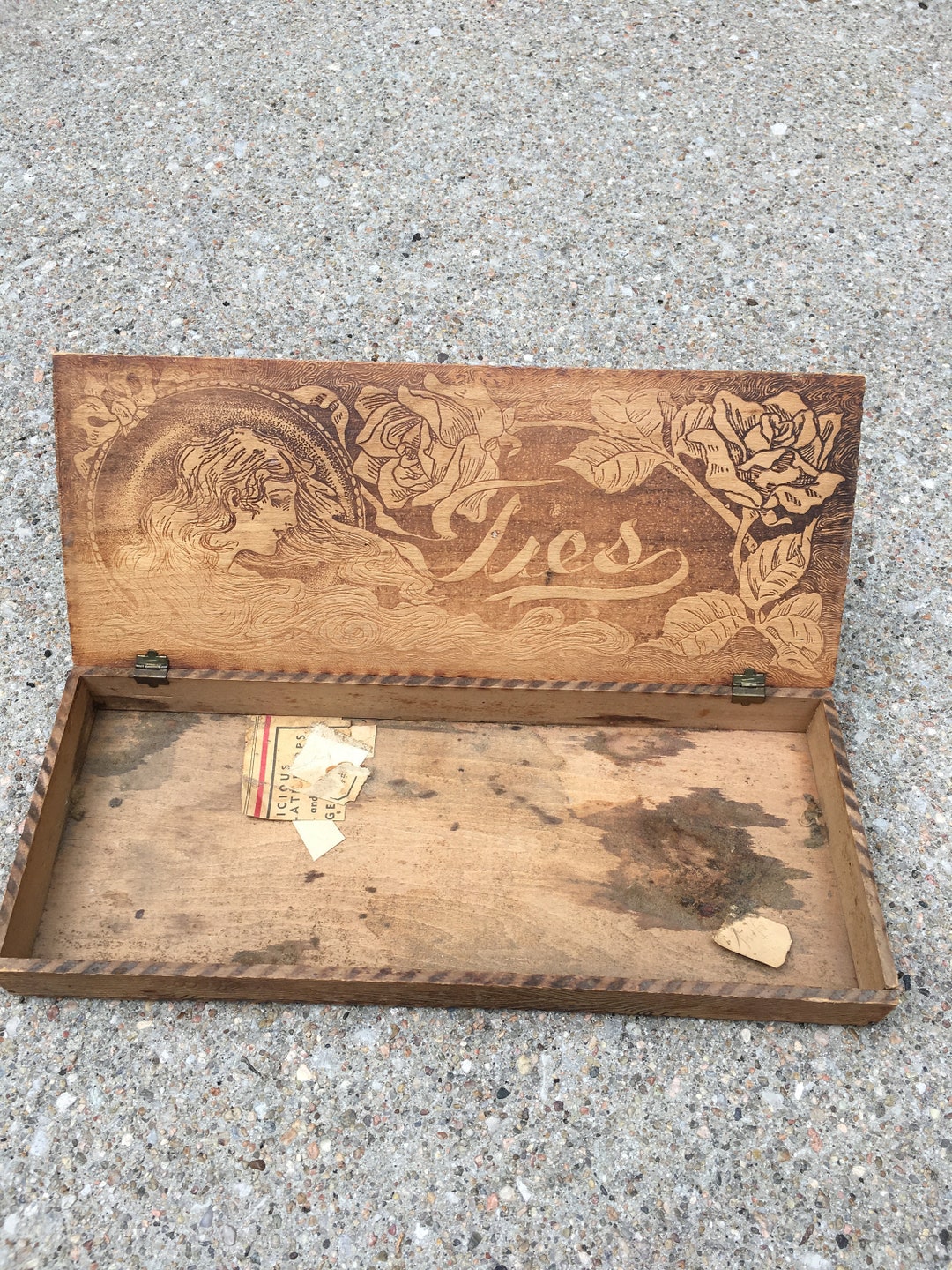wooden tie box