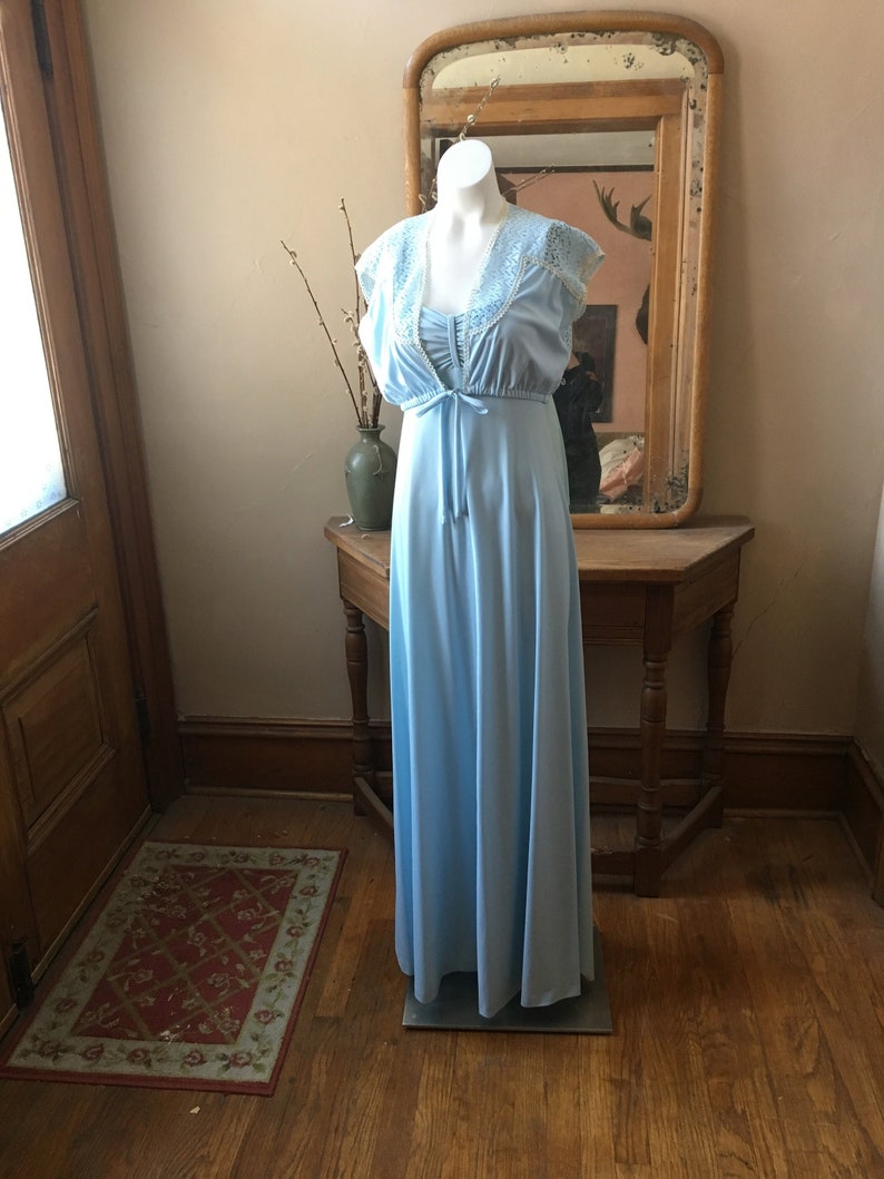 Size XS Vintage 1970/'s Pale Blue Bridesmaid Dress with Jacket