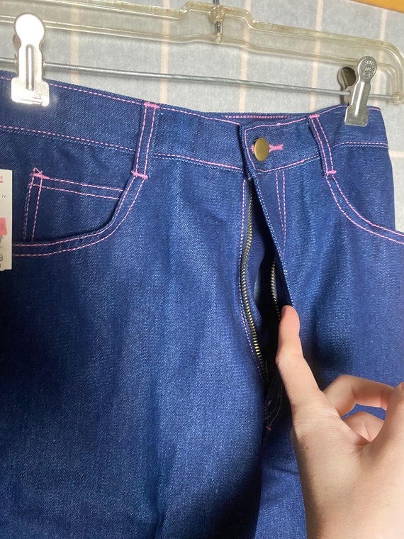 Vintage 1970’s dead stock blue jeans with pink st… - image 3