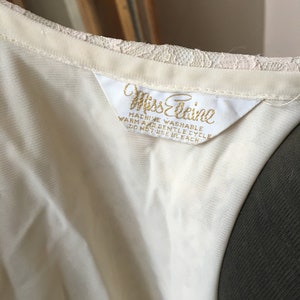 Vintage 1960's Beige White Lace Miss Elaine Night Pajama Robe, Size Medium image 6