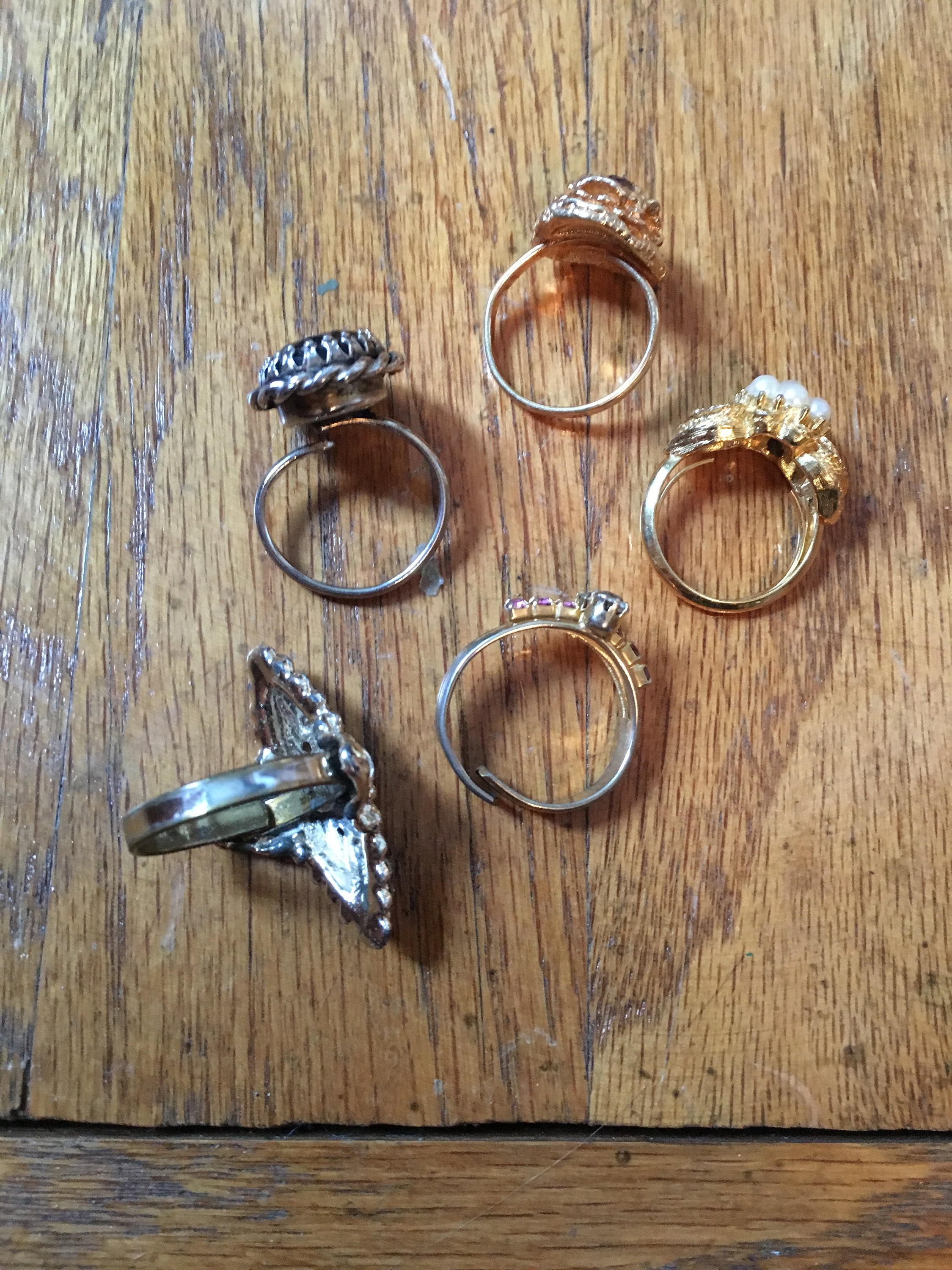 ◆VINTAGE HOLLYWOOD◆ Triple Mix Ring Earrings VH249OEA009M Vintage, 14K Gold, Hollow Three Ring Hoop Earrings, Triple
