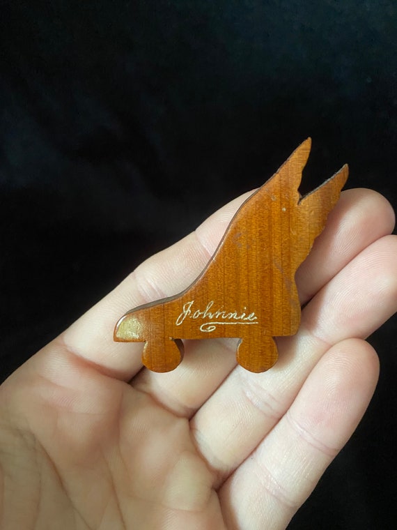 Vintage 1940’s wooden sweetheart pin, Johnnie ska… - image 2