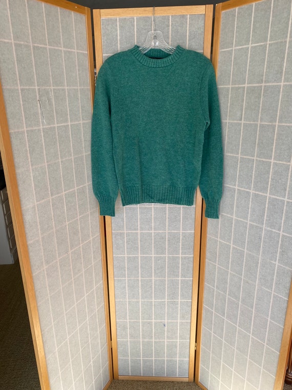 Vintage 1970’s green wool Jantzen pullover sweater