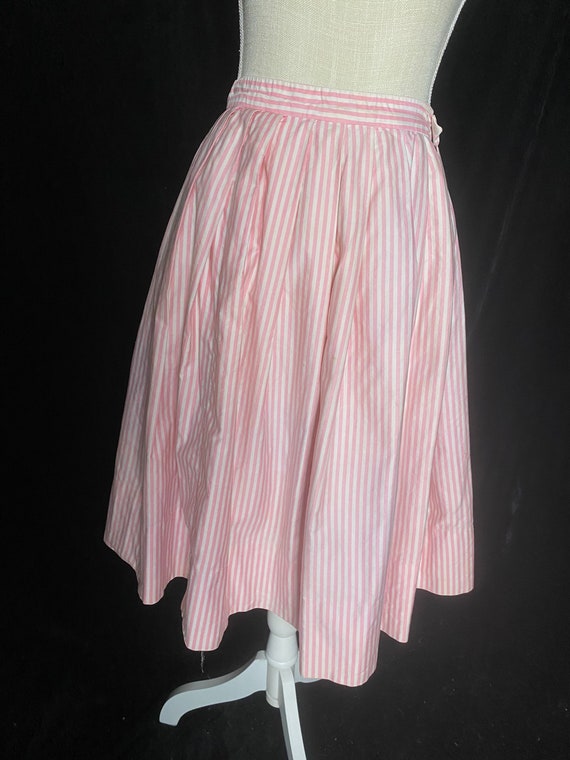 Vintage 1950’s pink and white candy stripe knee l… - image 2