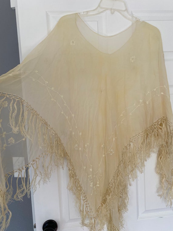 Vintage antique 1920’s sheer cream fringe shawl b… - image 2