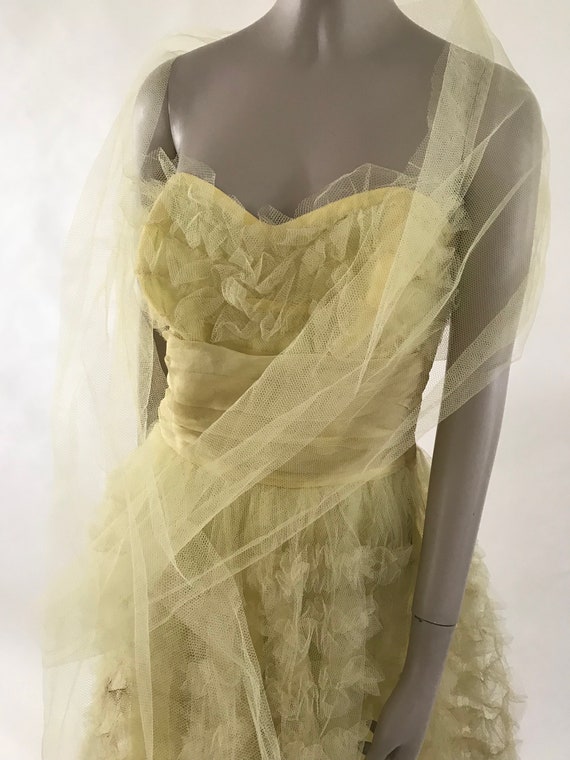 Vintage 1950's Yellow Tulle Layered, Tiered Party… - image 2