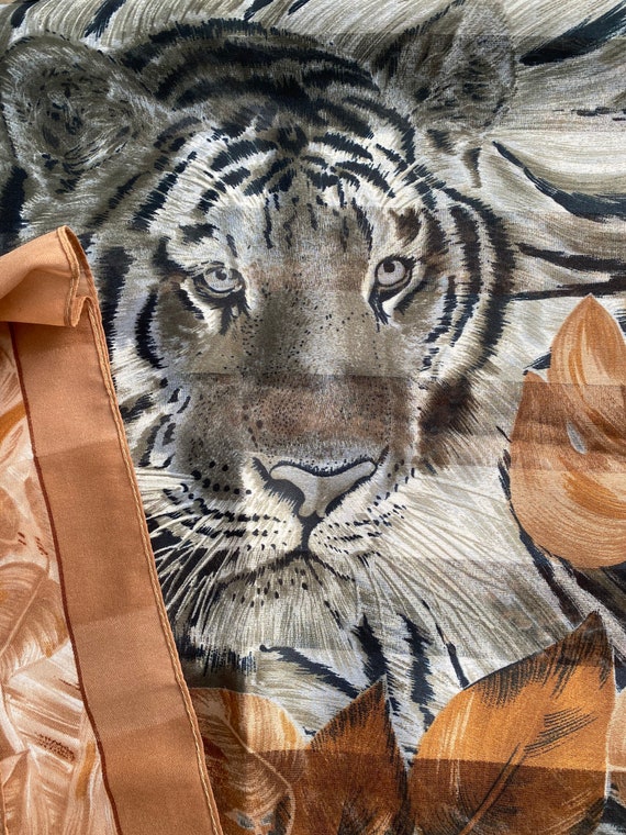 Two square tiger scarves - image 3