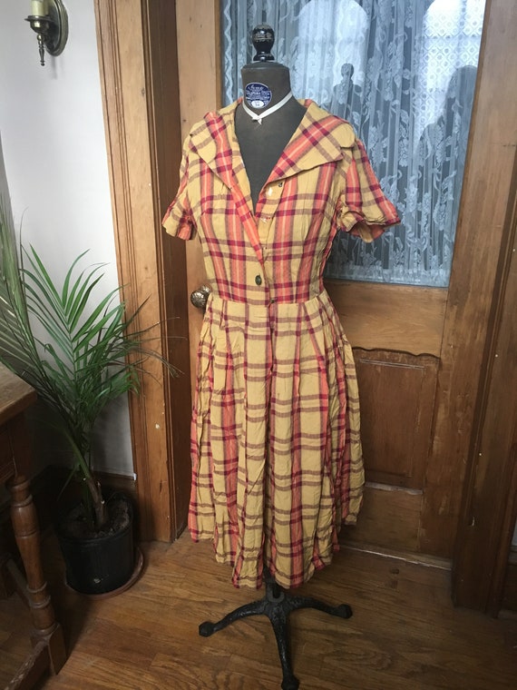 Vintage 1950's Golden Yellow and Pink Plaid Day D… - image 1