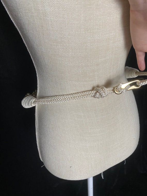Vintage 1980’s white and gold chunky beaded belt - image 6