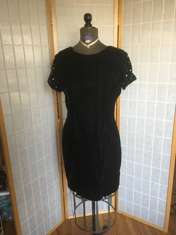 Vintage 1980's Crushed Black Velvet Wiggle Dress … - image 2