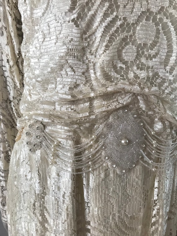 Vintage 1920s lace wedding dress with beading - image 4