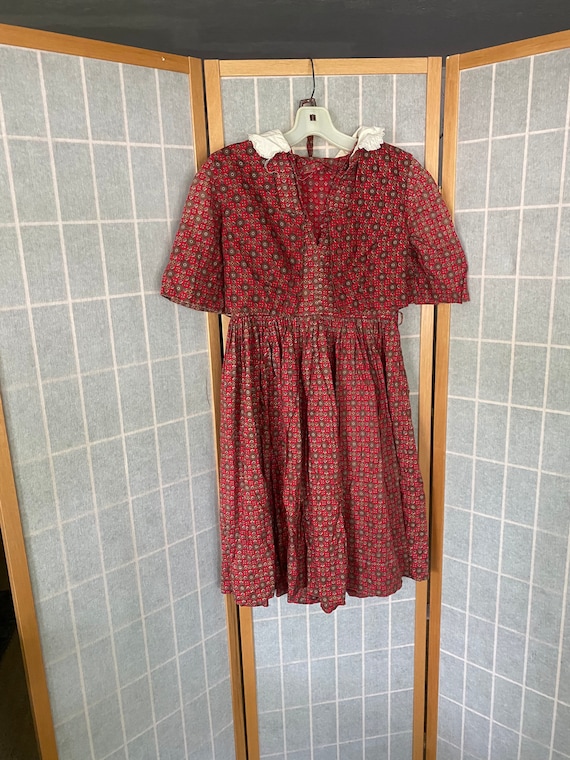 Vintage 1950's Red Pattern Dress with matching Ve… - image 1