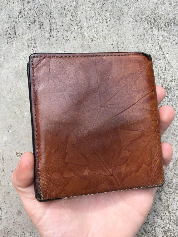 Vintage 1970's Brown Leaf Print Leather Wallet - image 2