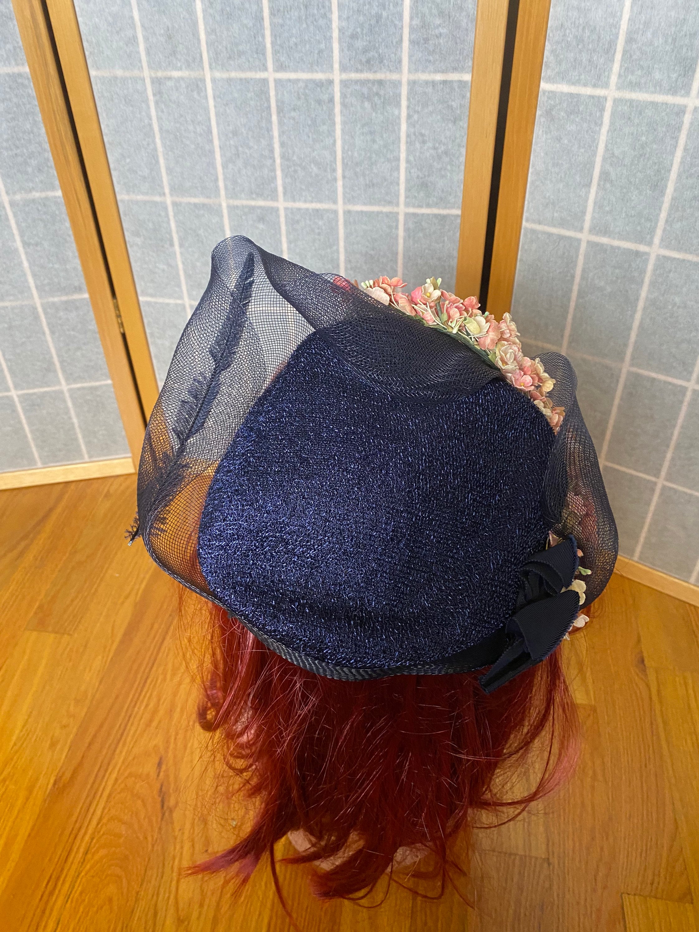 1950’s Elegant Navy Blue Fascinator with Netting. Authentic Navy Large Sinamay Disk Wedding Fascinator main image 2