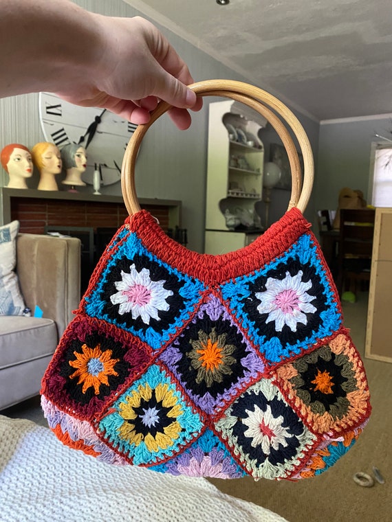 Vintage 1970’s crochet flower handbag, purse - image 1