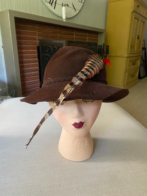 Vintage 40\'s 50\'s Midcentury brown wool felt hat W/ pheasant feathers 50 main image 4