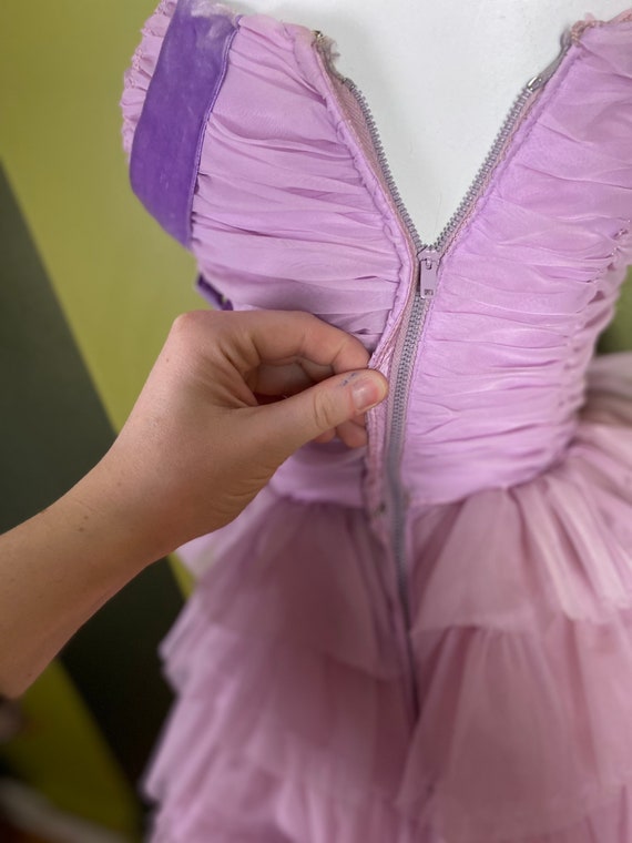 Vintage 1950’s purple strapless ruffle tulle tier… - image 7