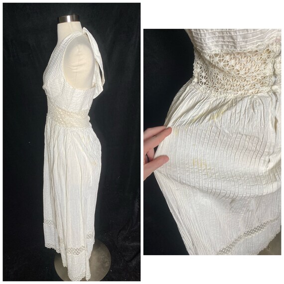 Vintage 1960’s white textured halter sun dress, s… - image 6