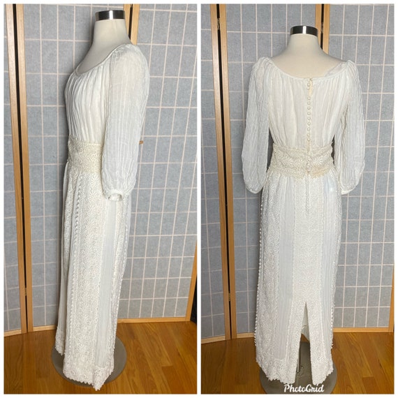 Vintage 1970’s white gauzy peasant maxi dress wit… - image 4