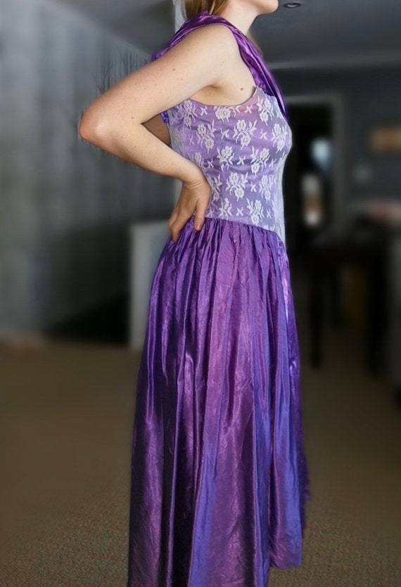 Vintage 1980's Purple Satin Dress With White Lace… - image 2