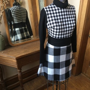 Vintage 1960s Black and White Gingham Knit Dress, Size Small, Vicky Vaughn image 2