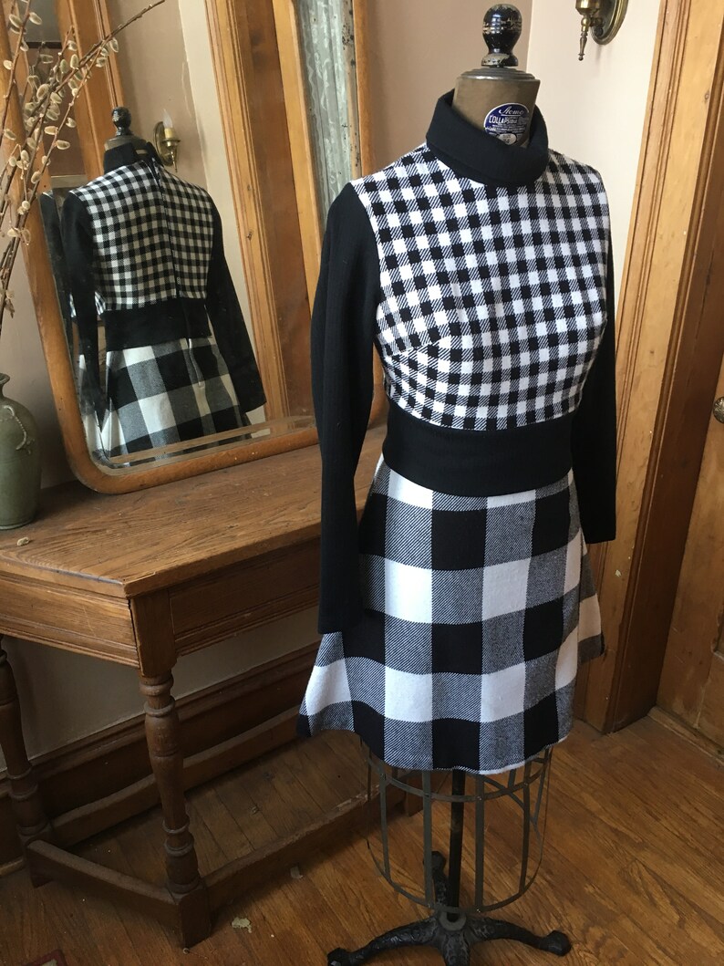 Vintage 1960s Black and White Gingham Knit Dress, Size Small, Vicky Vaughn image 2