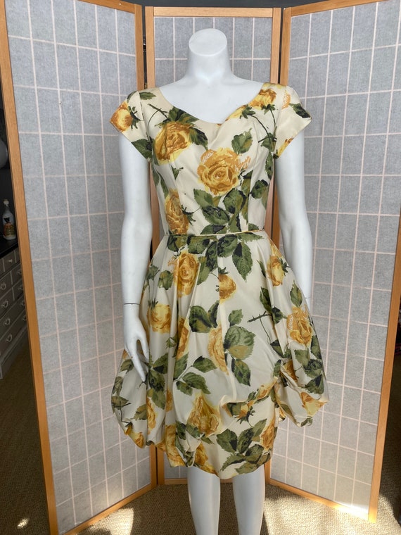 Vintage 1950’s yellow and green rose pattern part… - image 4