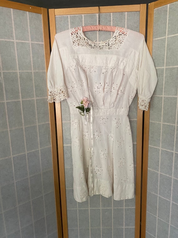 Vintage antique 1900’s lace eyelet girl’s dress wi