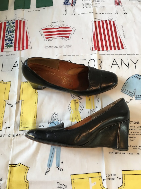 Vintage 1960's 1970's Dark Brown High Heel Wedges