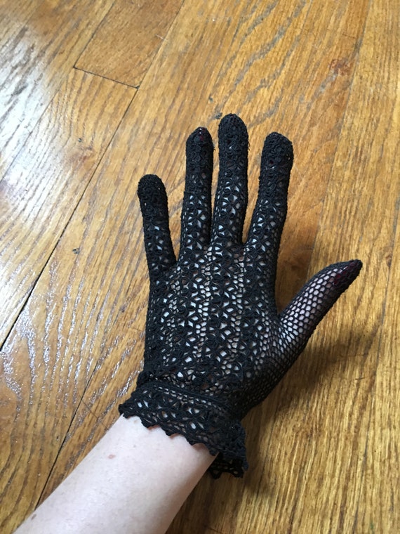 Vintage Unique Black Sheer Formal Gloves