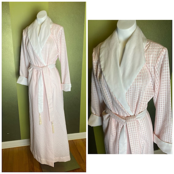 Vintage 1980’s pink and white gingham robe with t… - image 1