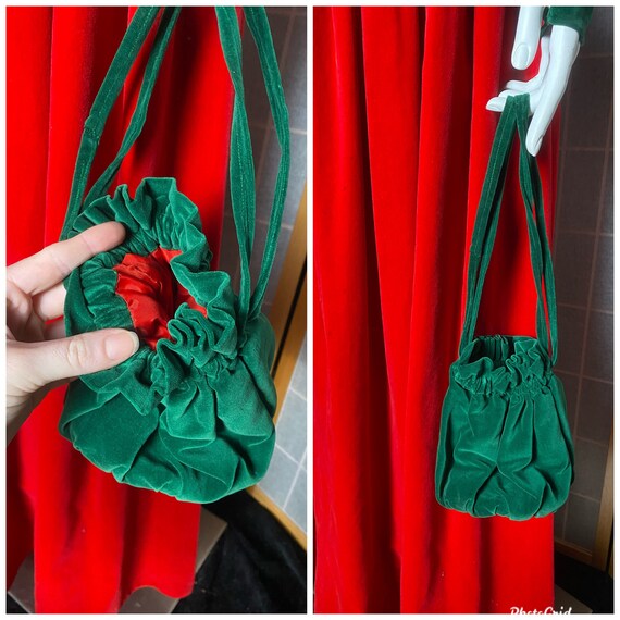 SALE Vintage 1940’s red and green cotton velvet C… - image 3