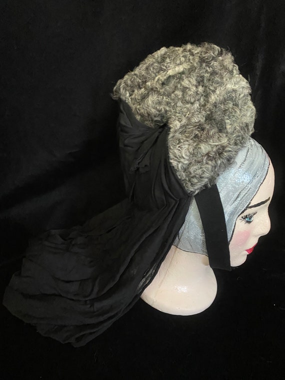 Vintage 1930’s black crepe formal fascinator hat … - image 2