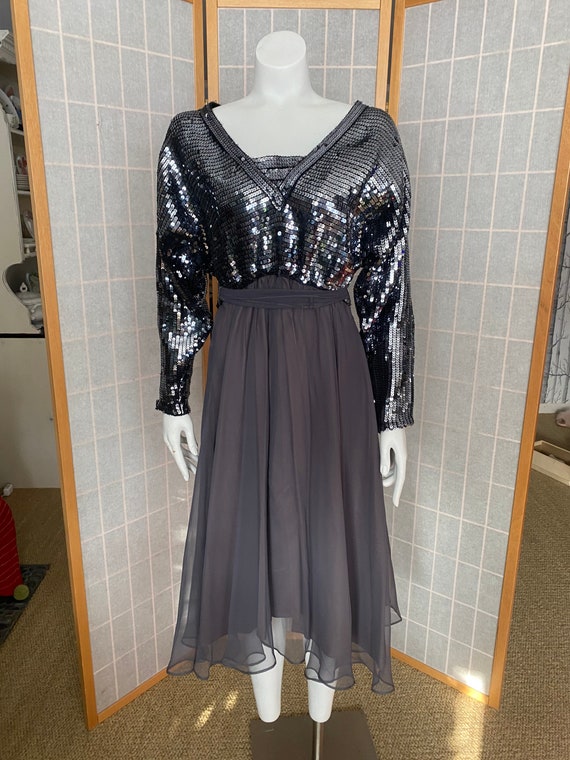 Vintage 1960’s silver sequin and gray sheer chiff… - image 2