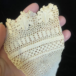 Antique vintage 1910s beige crochet dainty gloves, small image 9
