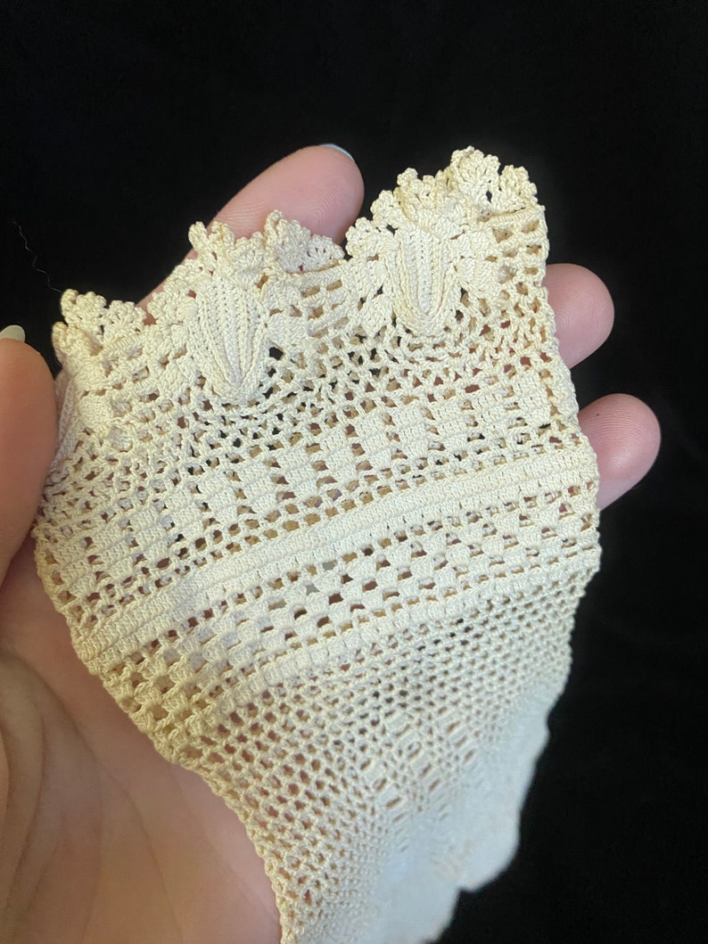 Antique vintage 1910s beige crochet dainty gloves, small image 9