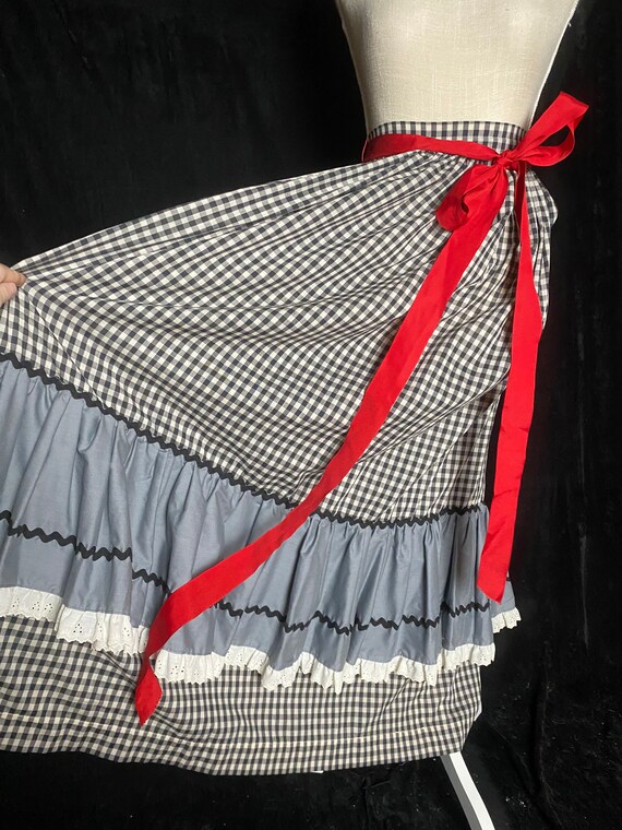 Vintage 1970’s gray gingham ruffle maxi skirt wit… - image 4