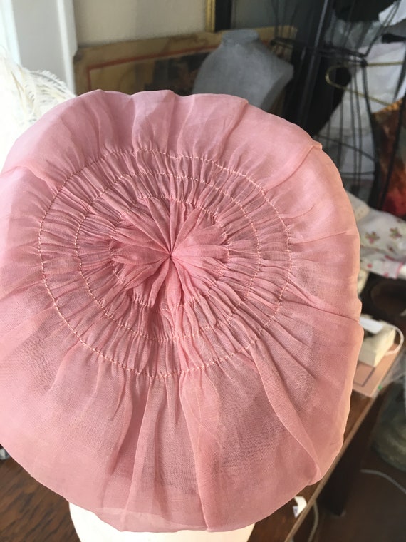 Vintage 1920 1930's Pink Sheer Bonnet Hat with Pu… - image 5