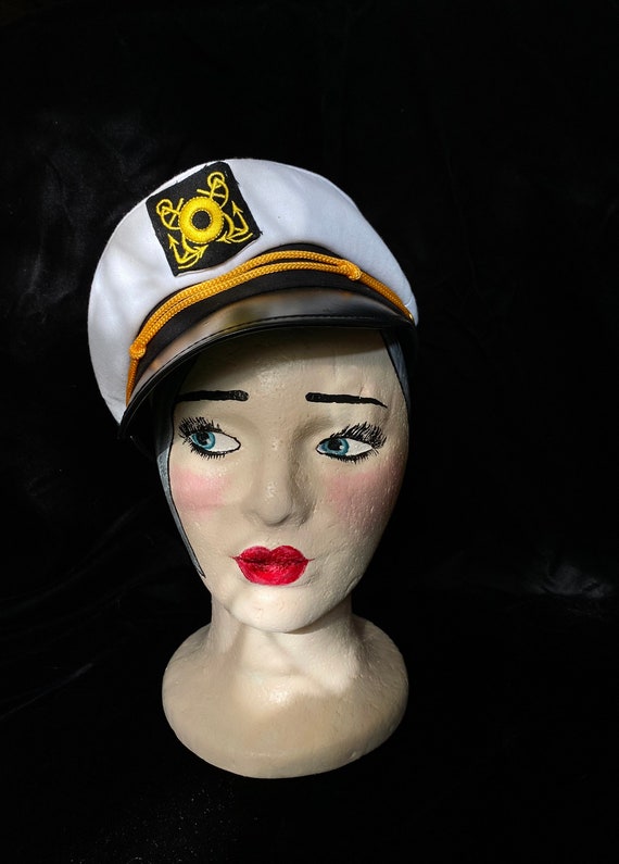 Vintage 1990’s captain’s hat costume