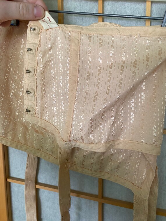 Vintage 1940’s light pink Charmode girdle - image 3