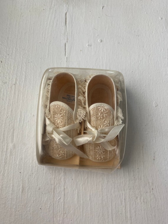Vintage 1970’s Mrs Days Ideal Baby Shoes, baby gif