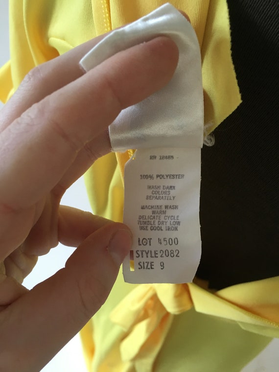 Vintage 1970's Lemon Yellow Polyester Dress size … - image 5